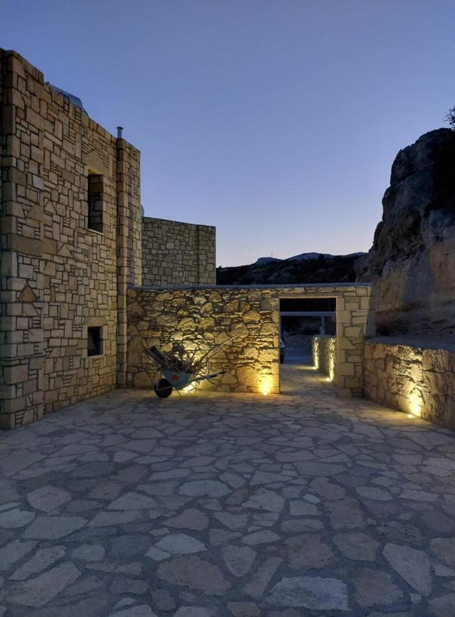 Evilia Luxury Villa Amoopi Exterior foto